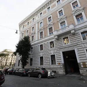 https://boutique-cavour-apartment.it-romehotels.com